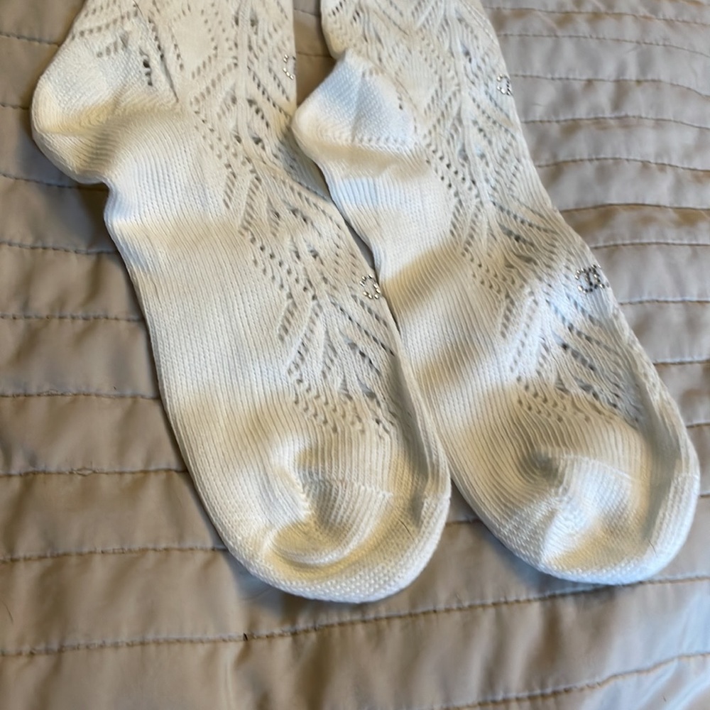 Argyle crystal cc chanel socks bets fits 5-7 Italy soft luxurious I have in Blk - Picture 4 of 9